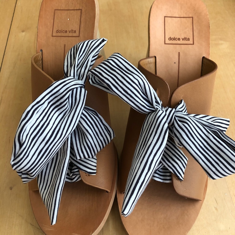 Chunky mule wedges
